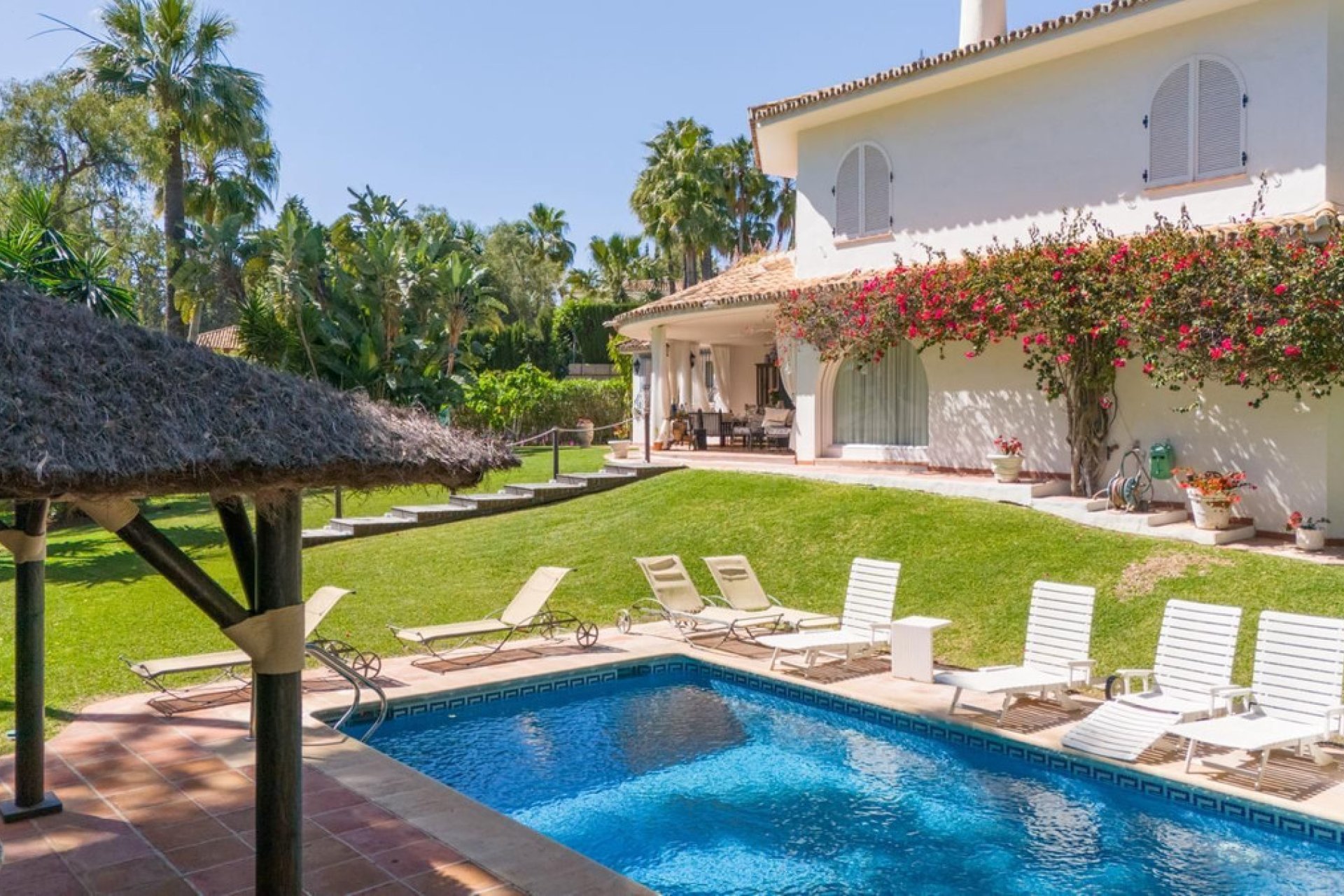 Resale - House - Detached Villa - Marbella - Nagüeles