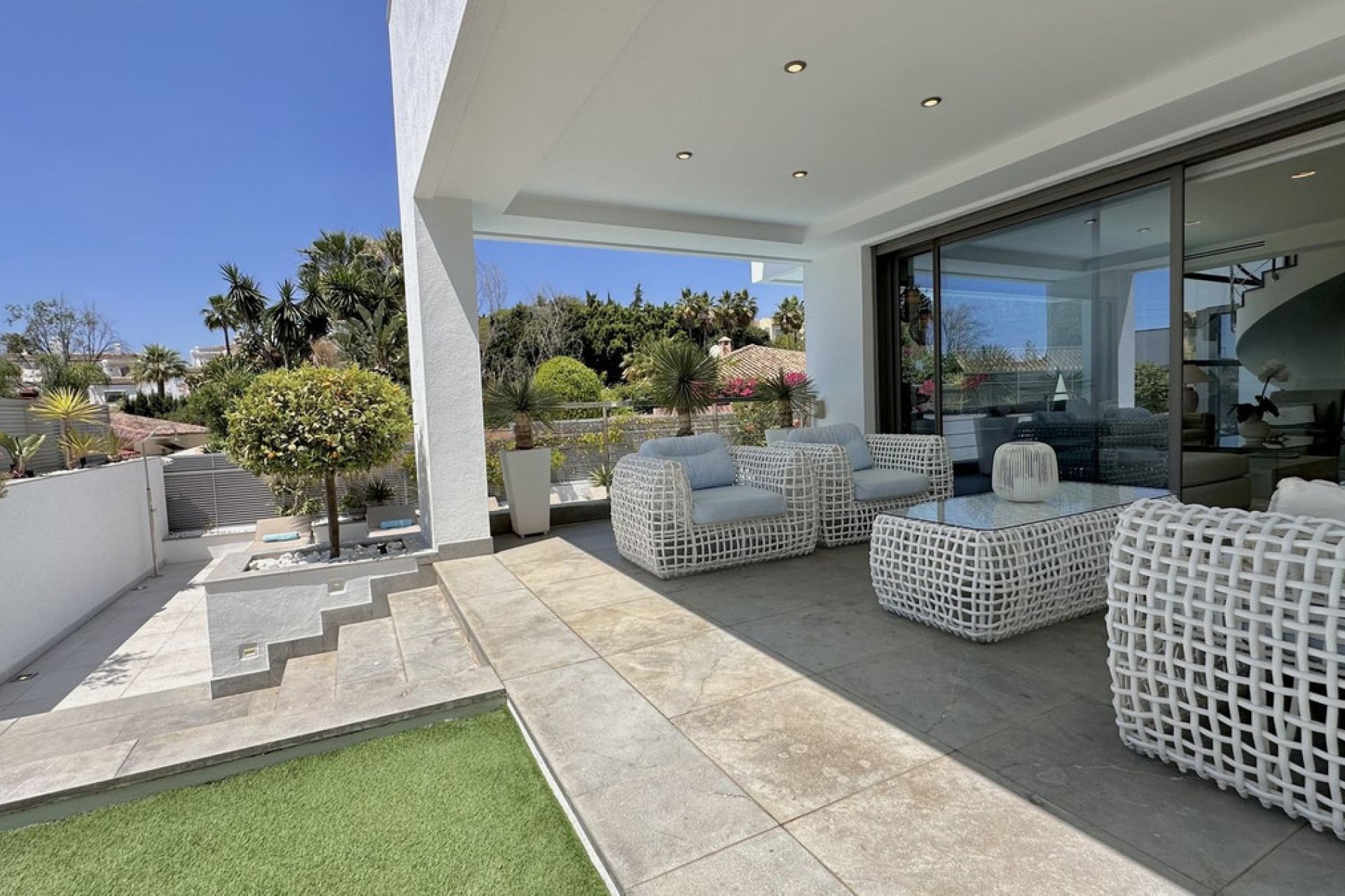 Resale - House - Detached Villa - Marbella - Nagüeles