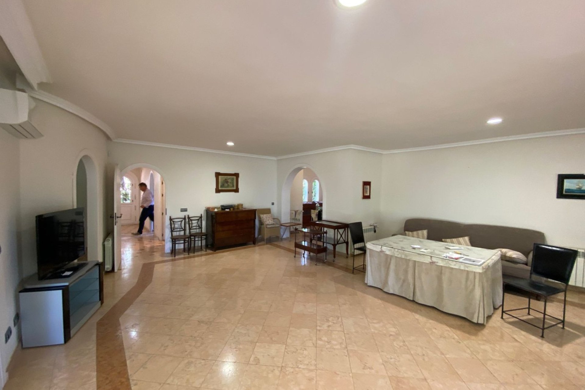 Resale - House - Detached Villa - Marbella - Nagüeles