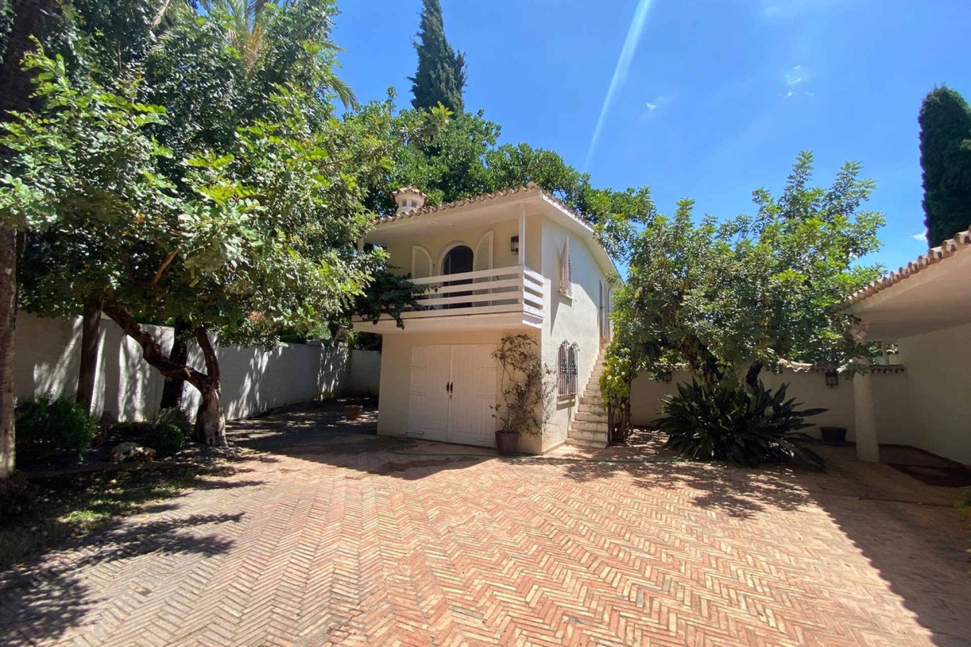 Resale - House - Detached Villa - Marbella - Nagüeles