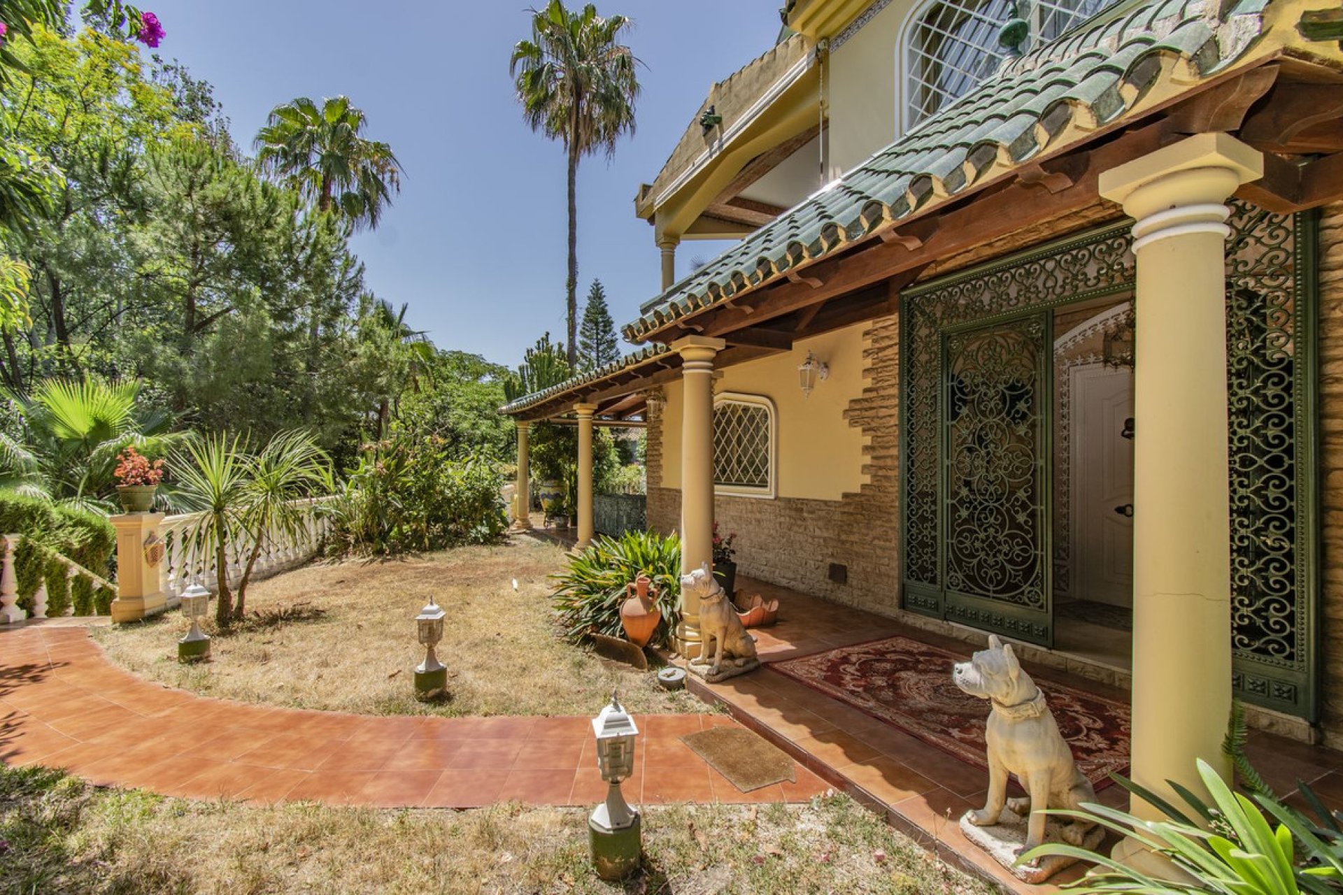 Resale - House - Detached Villa - Marbella - Nagüeles