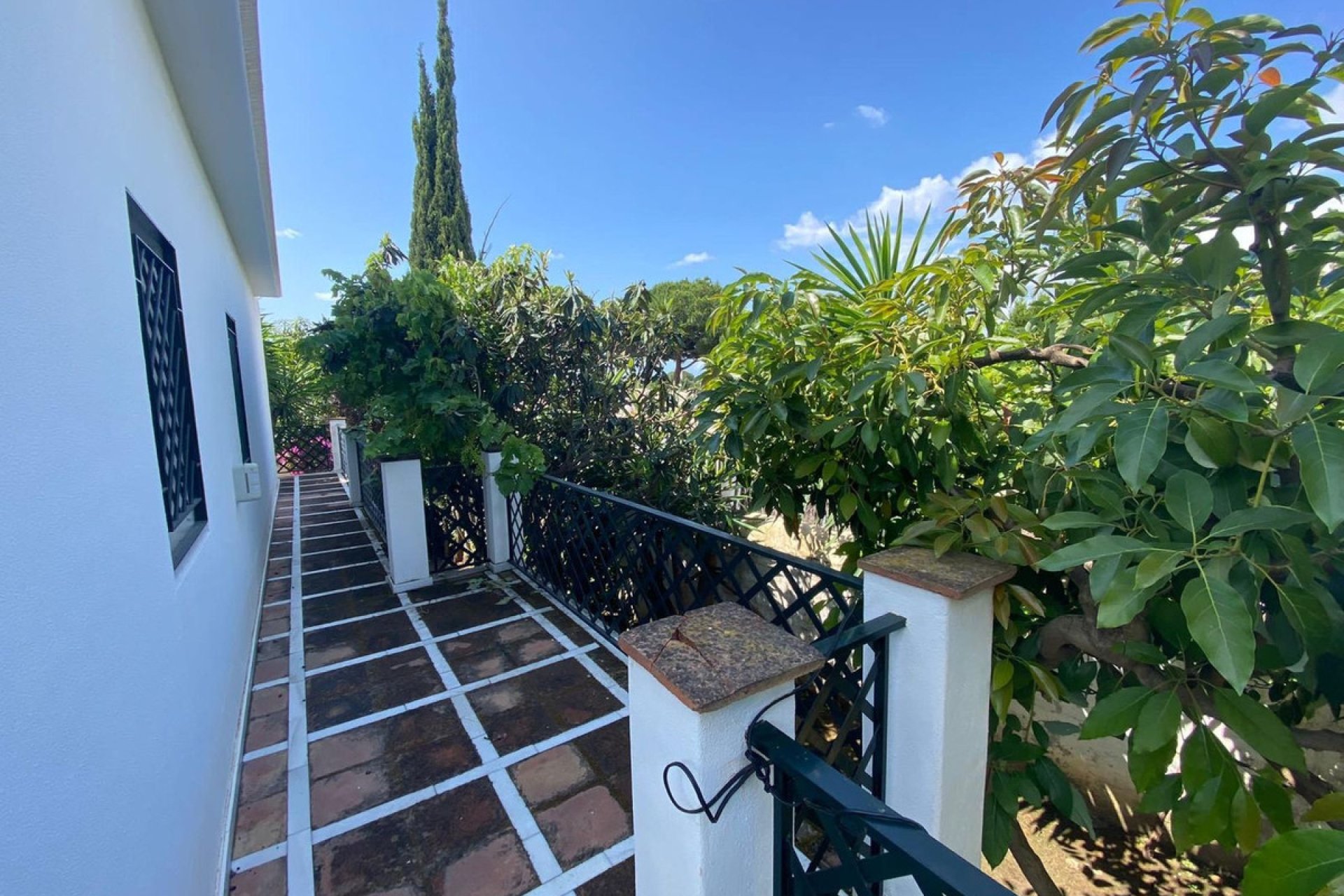 Resale - House - Detached Villa - Marbella - Nagüeles