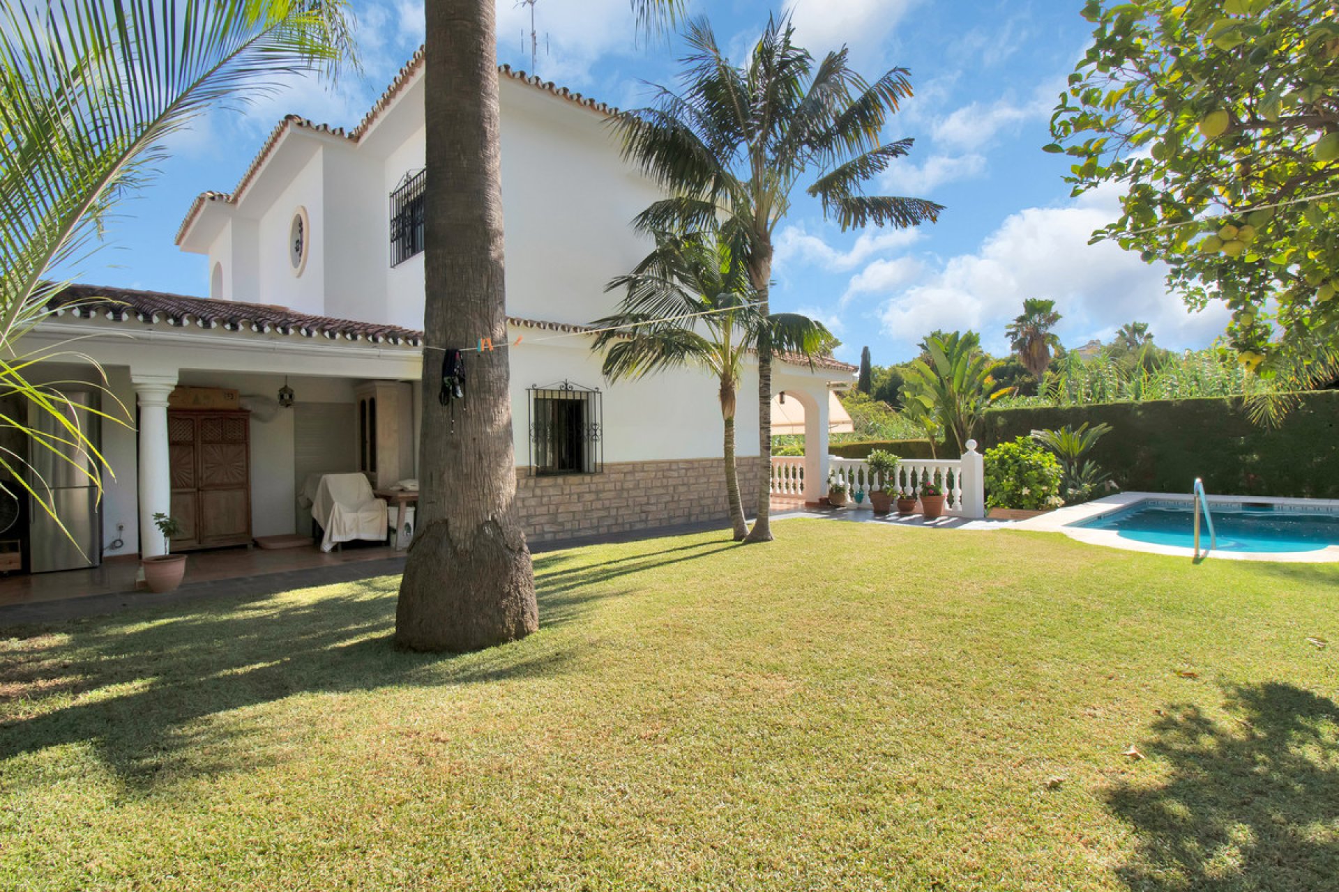 Resale - House - Detached Villa - Marbella - Nagüeles