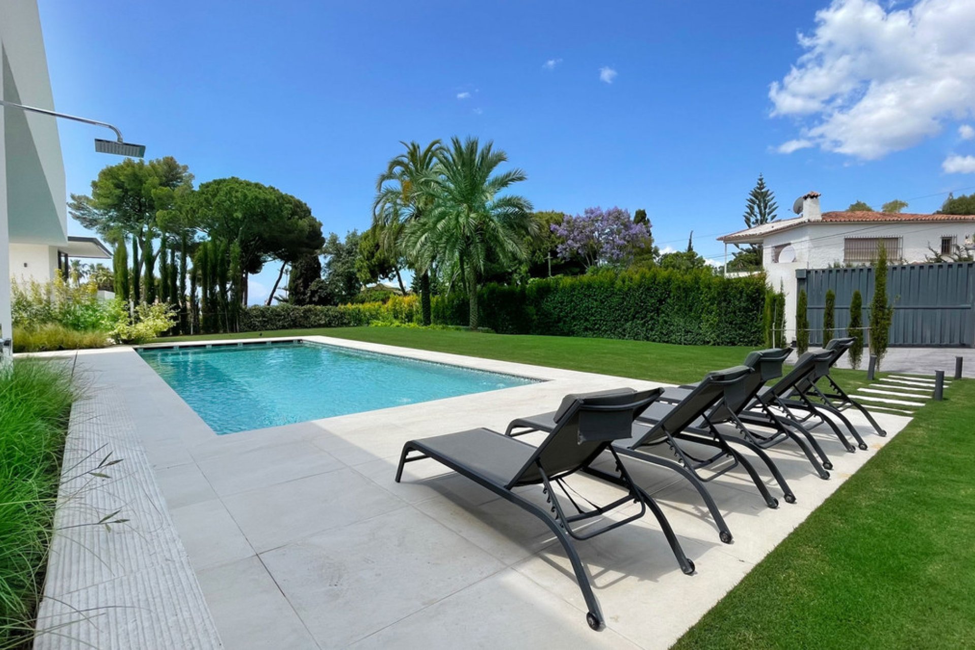 Resale - House - Detached Villa - Marbella - Nagüeles