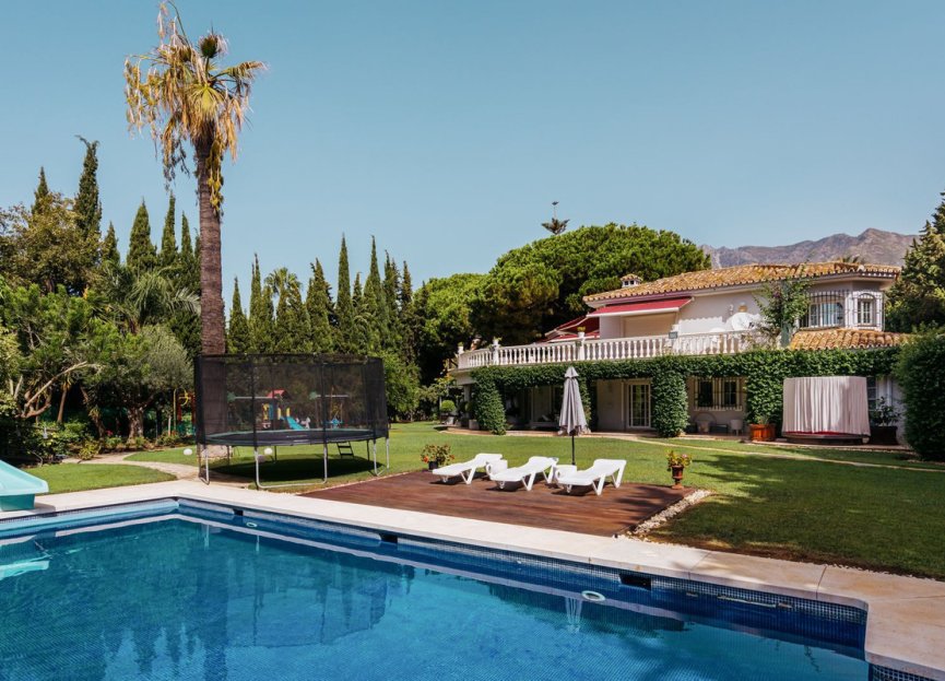 Resale - House - Detached Villa - Marbella - Nagüeles