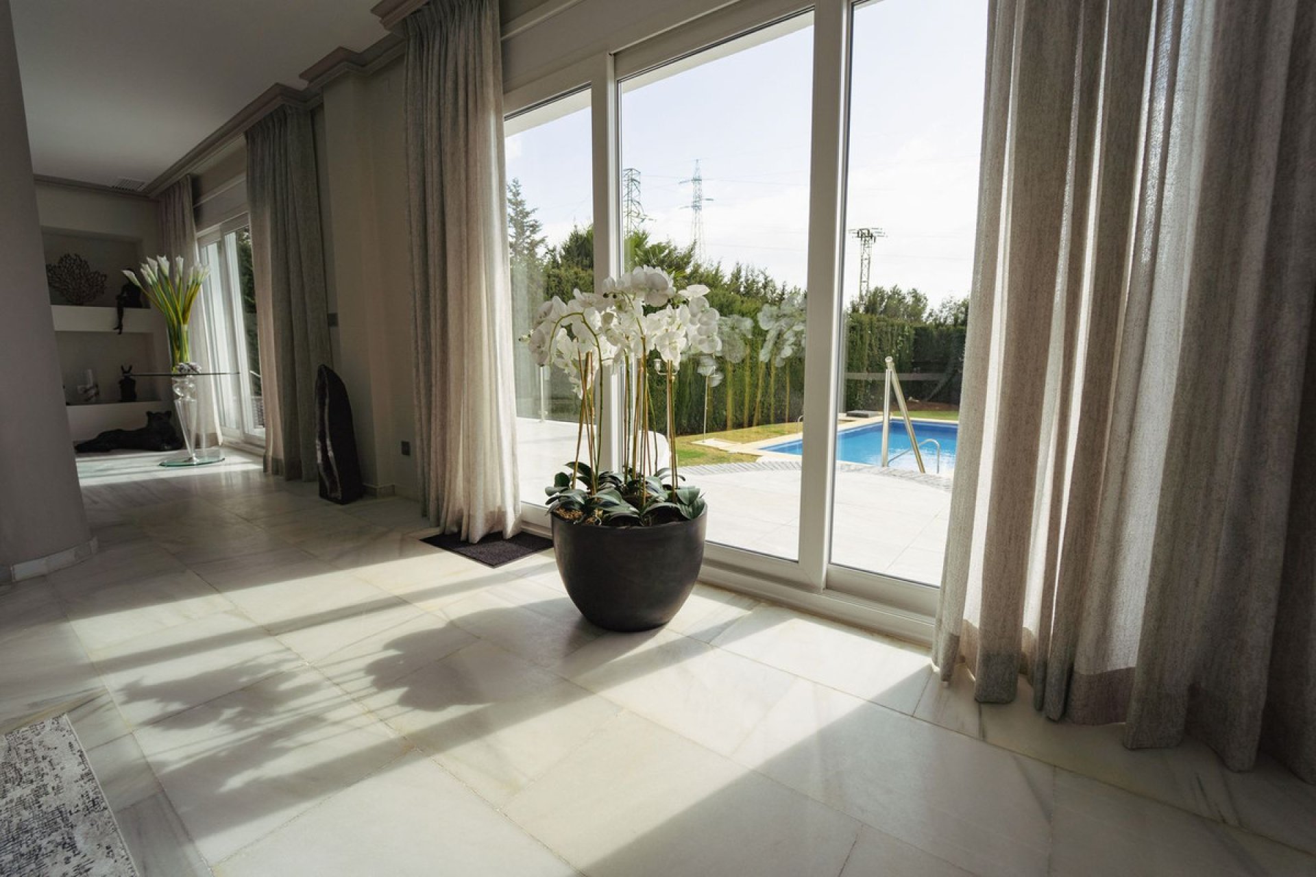 Resale - House - Detached Villa - Marbella - Nagüeles