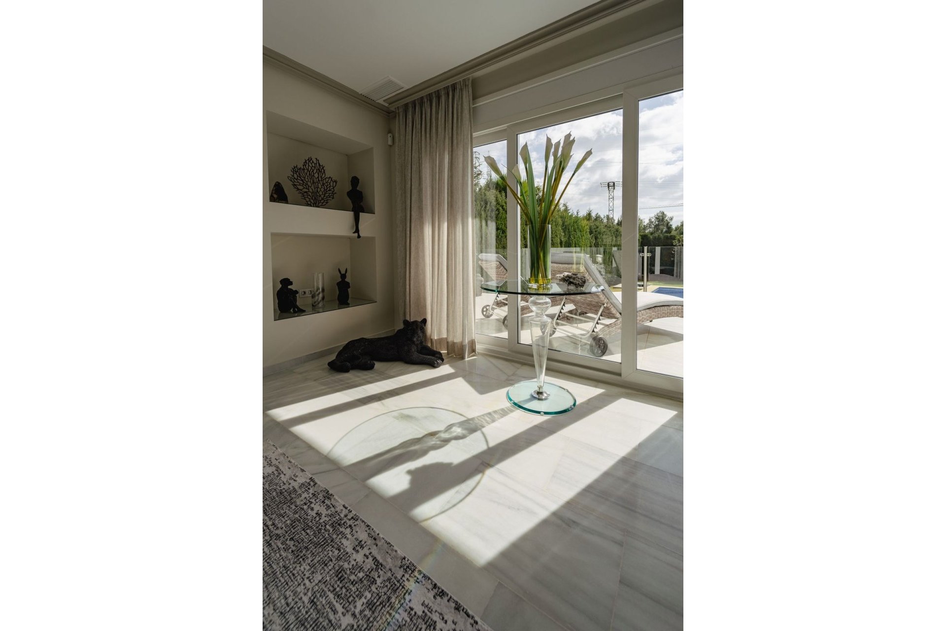 Resale - House - Detached Villa - Marbella - Nagüeles