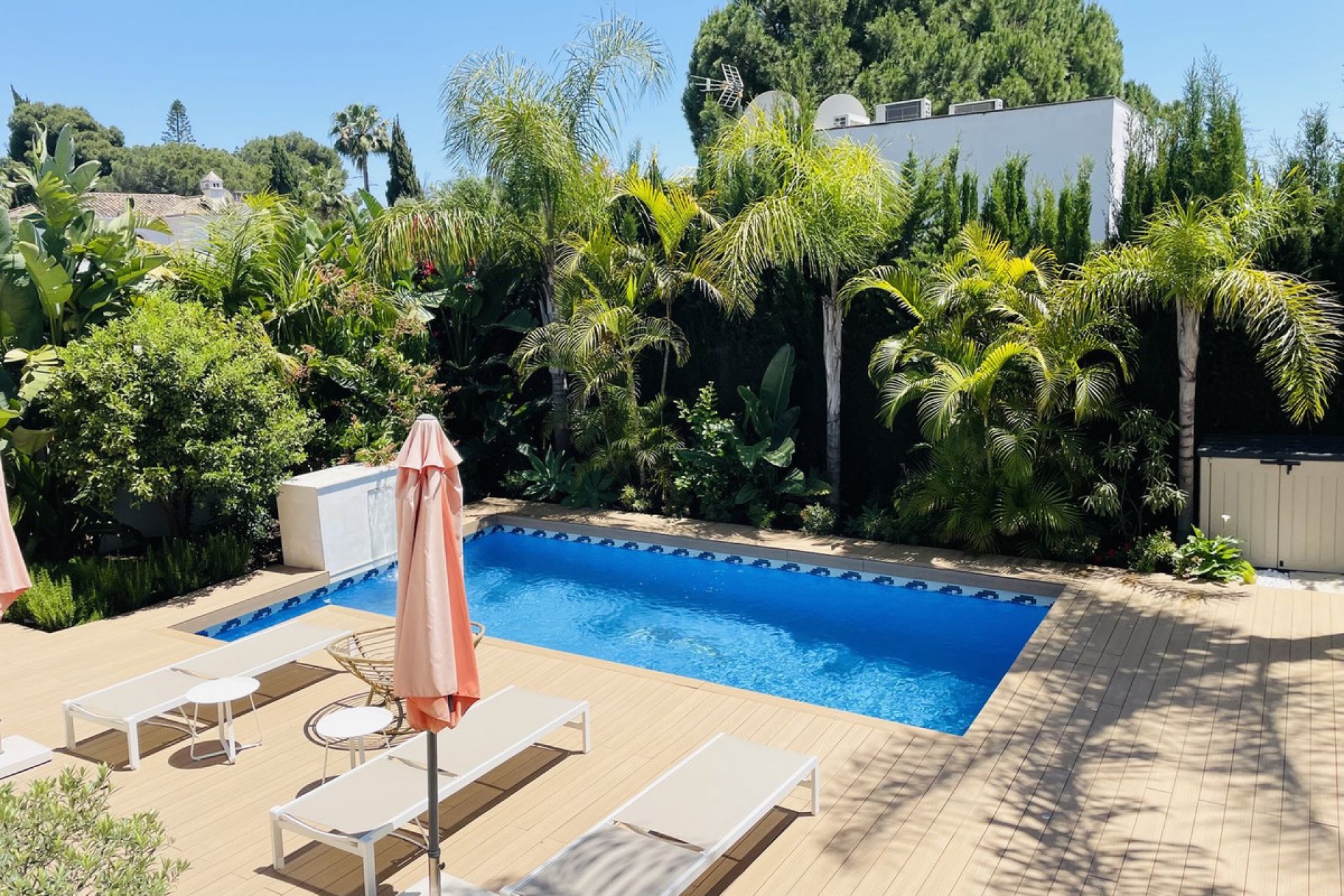 Resale - House - Detached Villa - Marbella - Nagüeles
