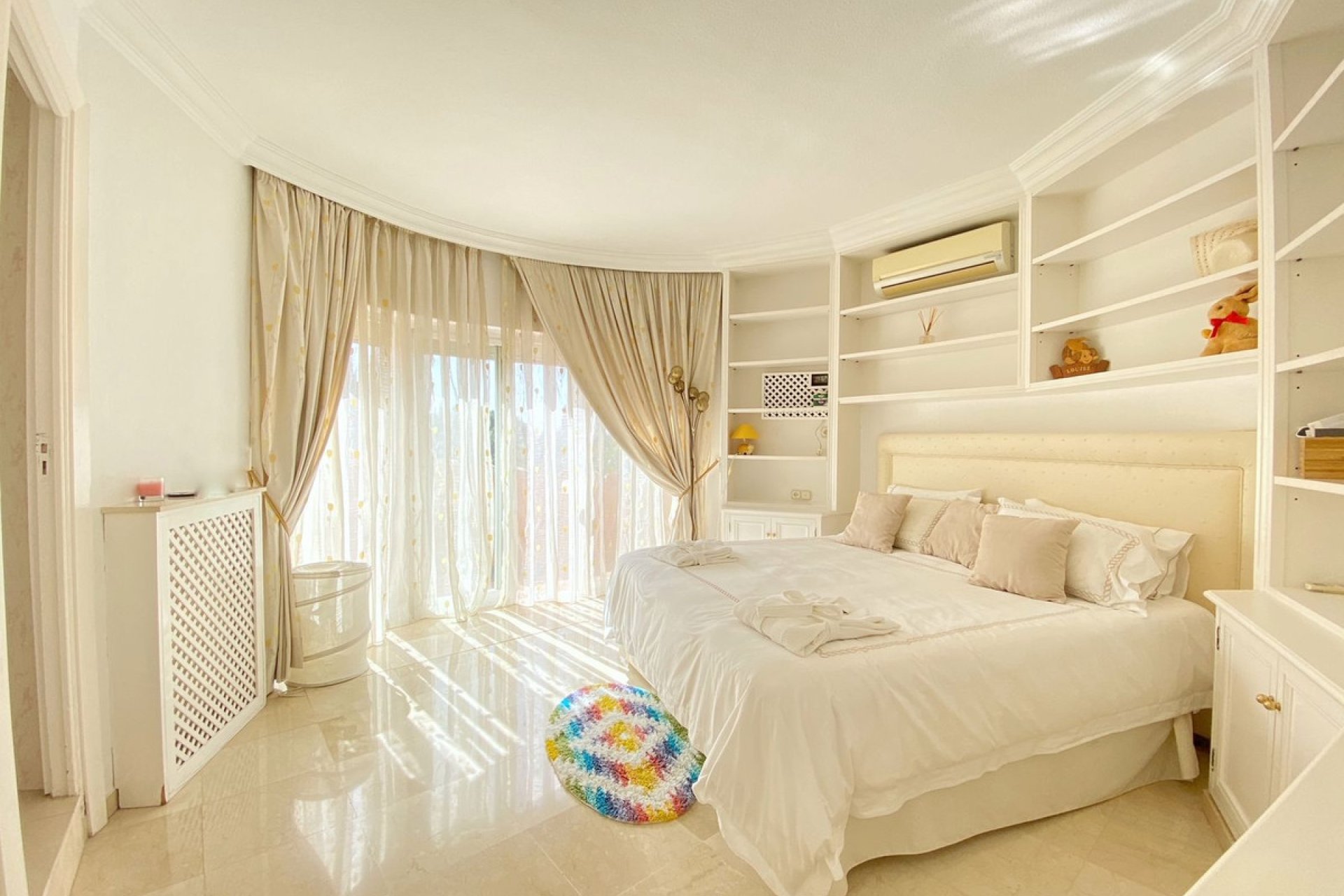 Resale - House - Detached Villa - Marbella - Nagüeles