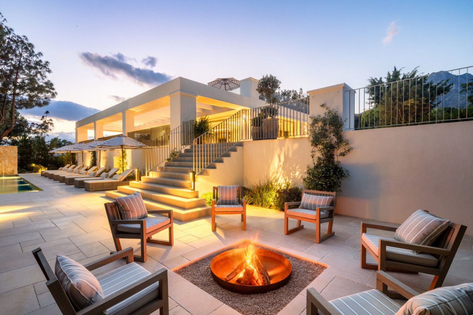 Resale - House - Detached Villa - Marbella - Nagüeles