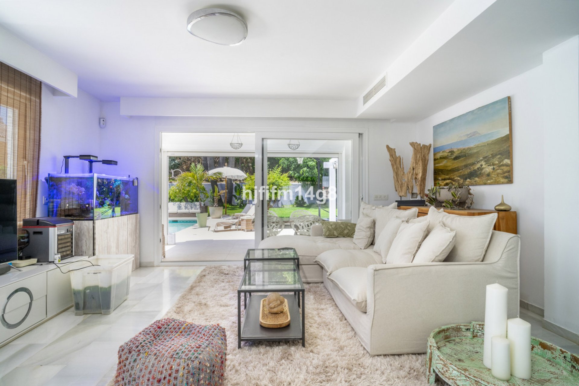 Resale - House - Detached Villa - Marbella - Nueva Andalucia