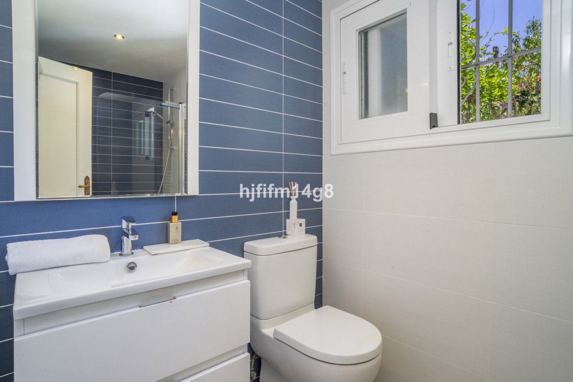 Resale - House - Detached Villa - Marbella - Nueva Andalucia