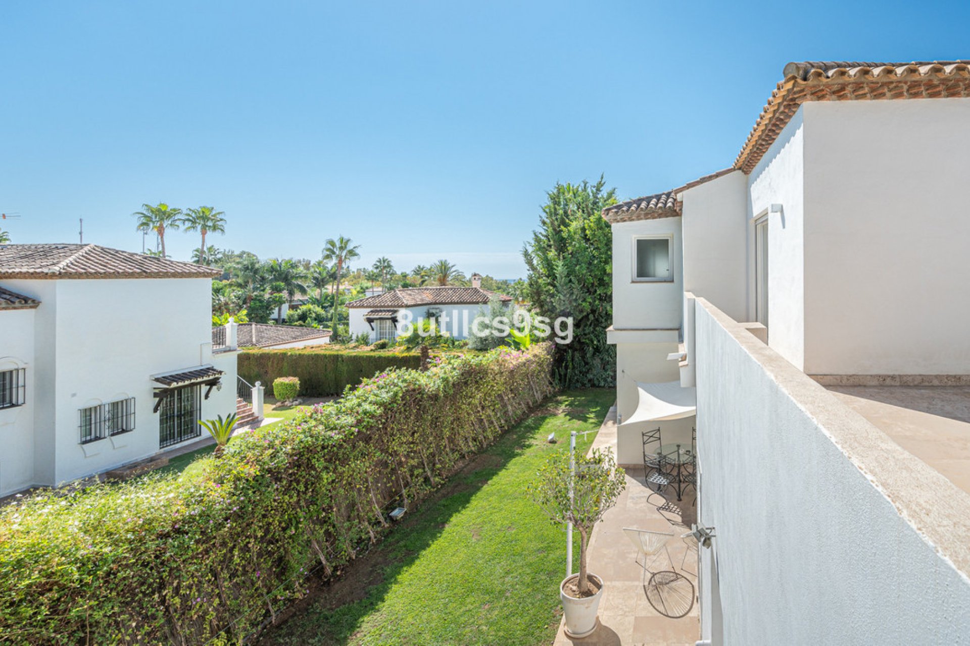 Resale - House - Detached Villa - Marbella - Nueva Andalucia