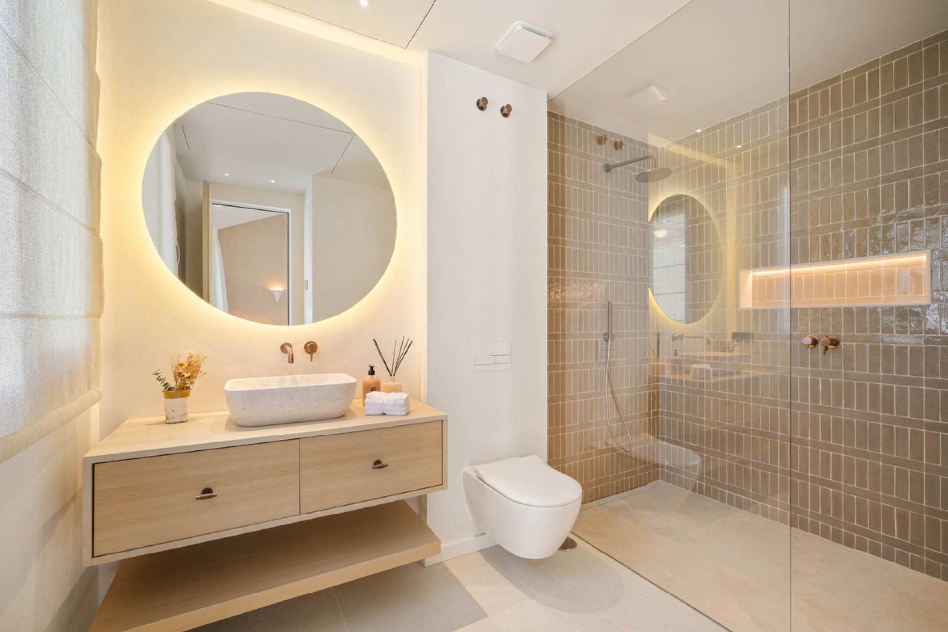 Resale - House - Detached Villa - Marbella - Nueva Andalucia