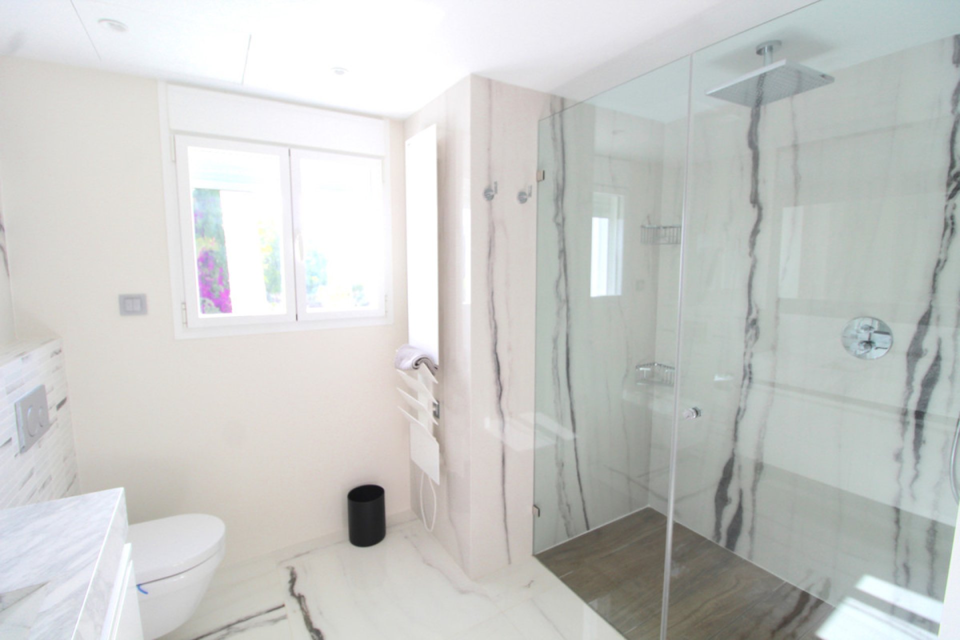 Resale - House - Detached Villa - Marbella - Nueva Andalucia