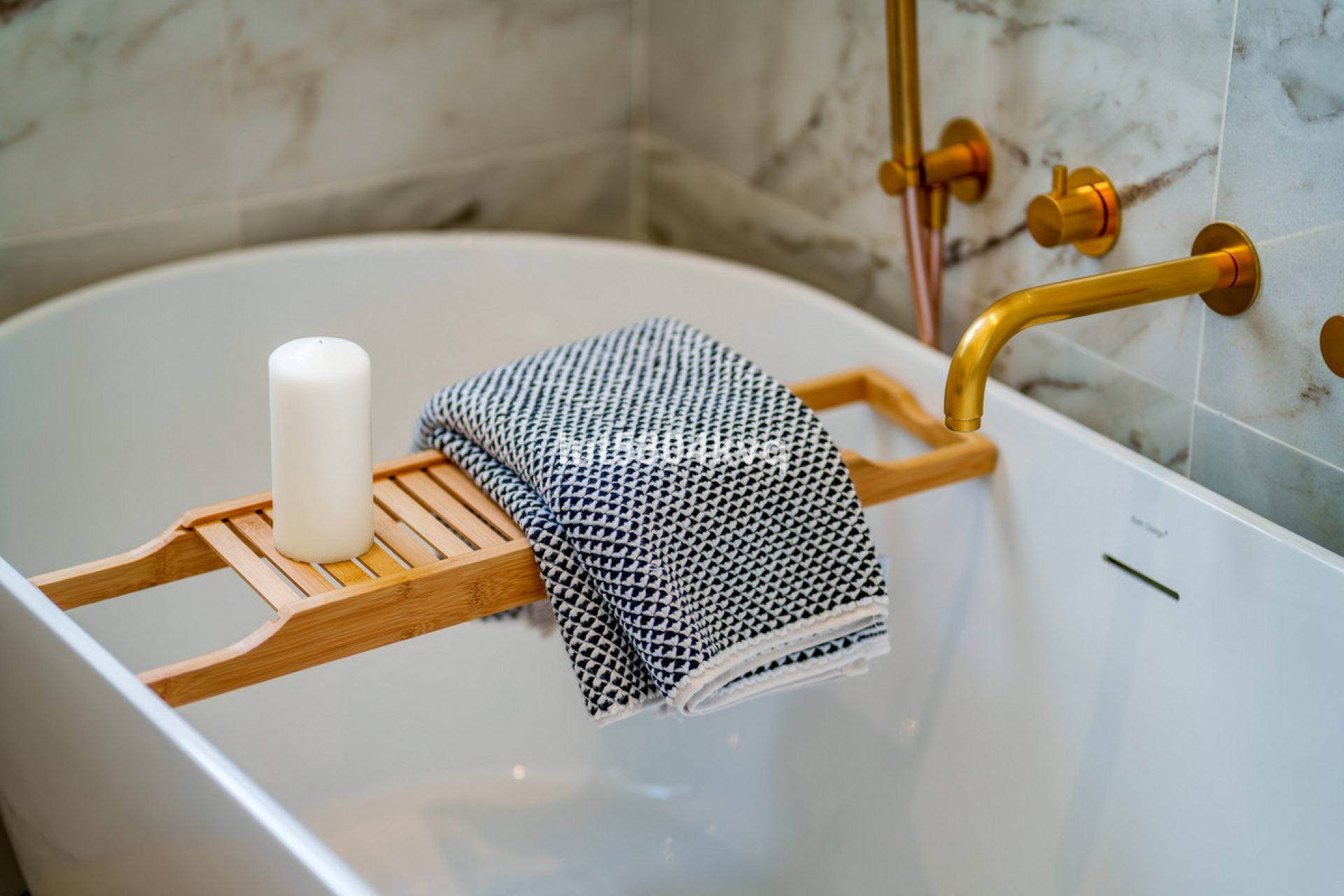 Resale - House - Detached Villa - Marbella - Nueva Andalucia