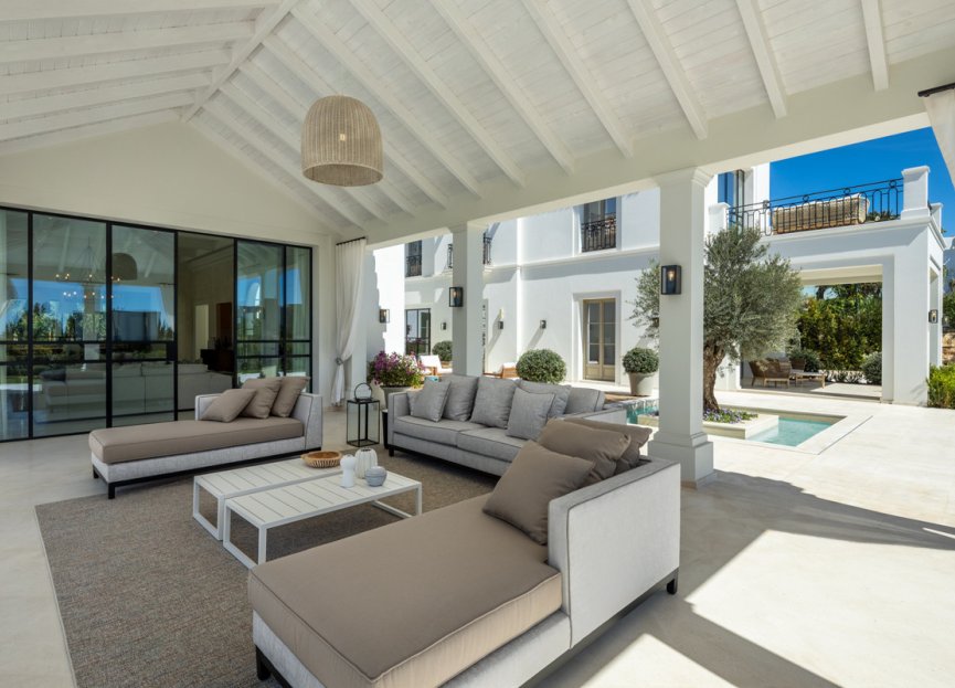 Resale - House - Detached Villa - Marbella - Nueva Andalucia