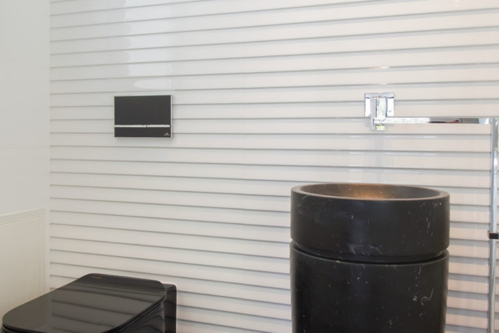 Resale - House - Detached Villa - Marbella - Nueva Andalucia