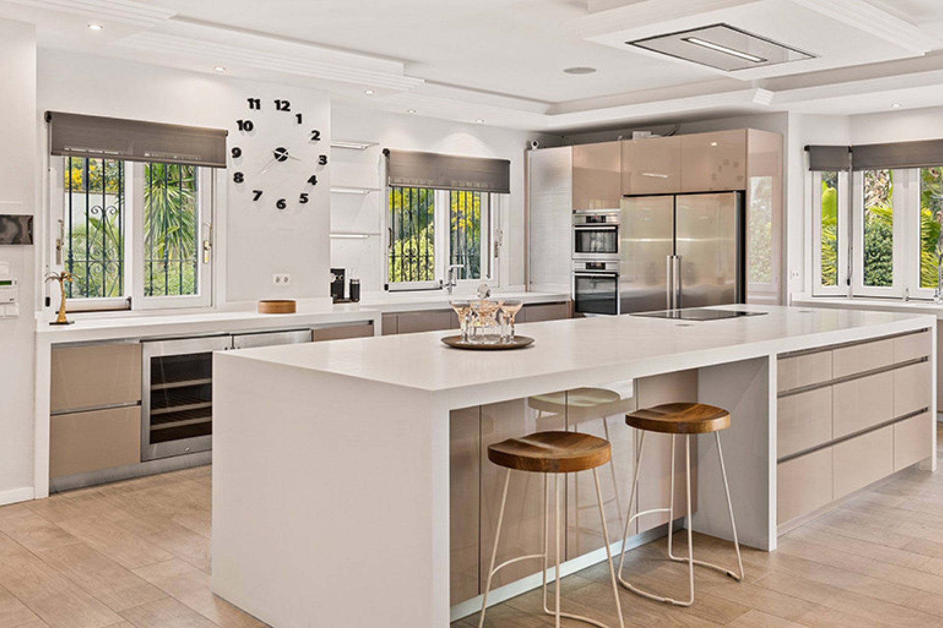 Resale - House - Detached Villa - Marbella - Nueva Andalucia