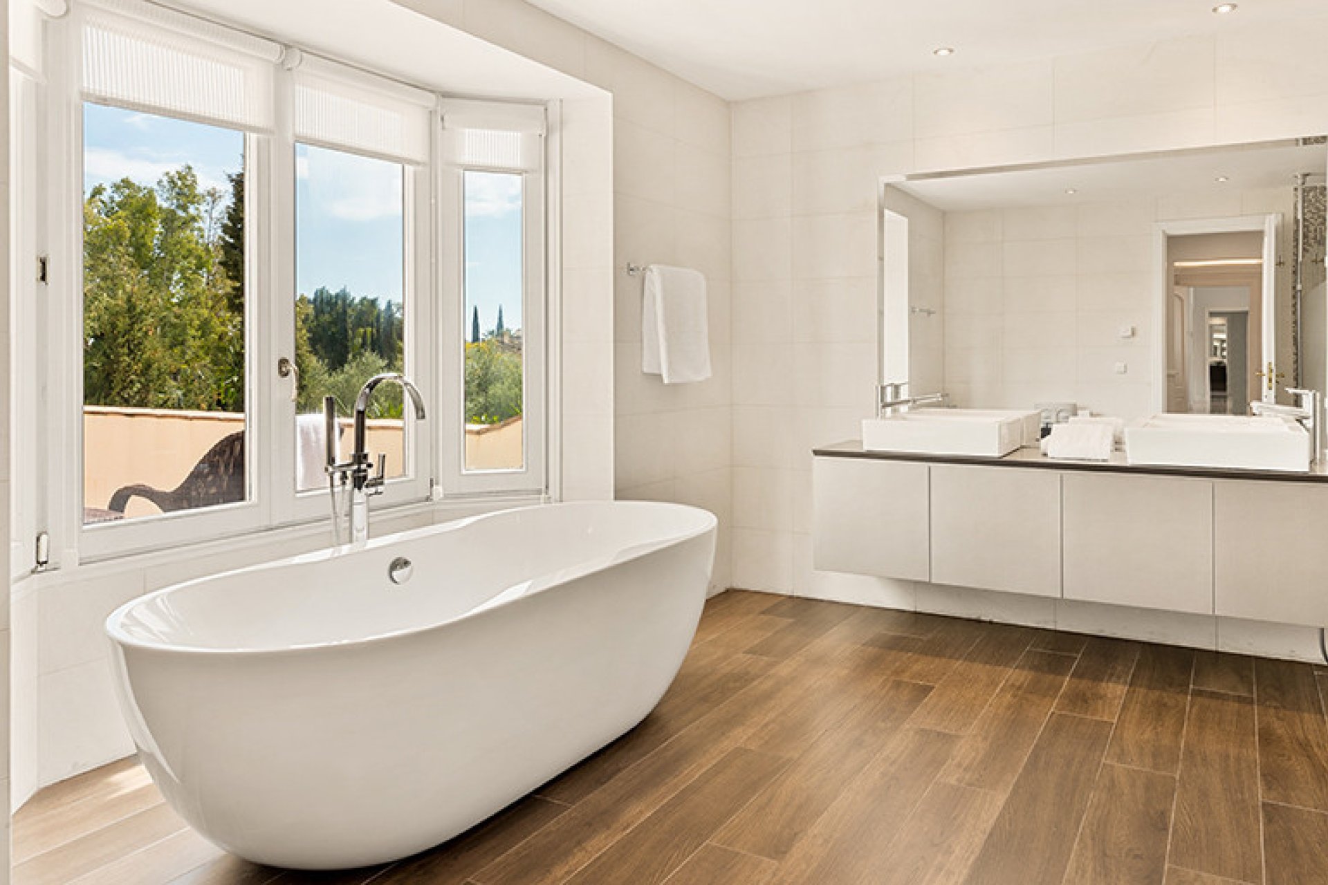 Resale - House - Detached Villa - Marbella - Nueva Andalucia