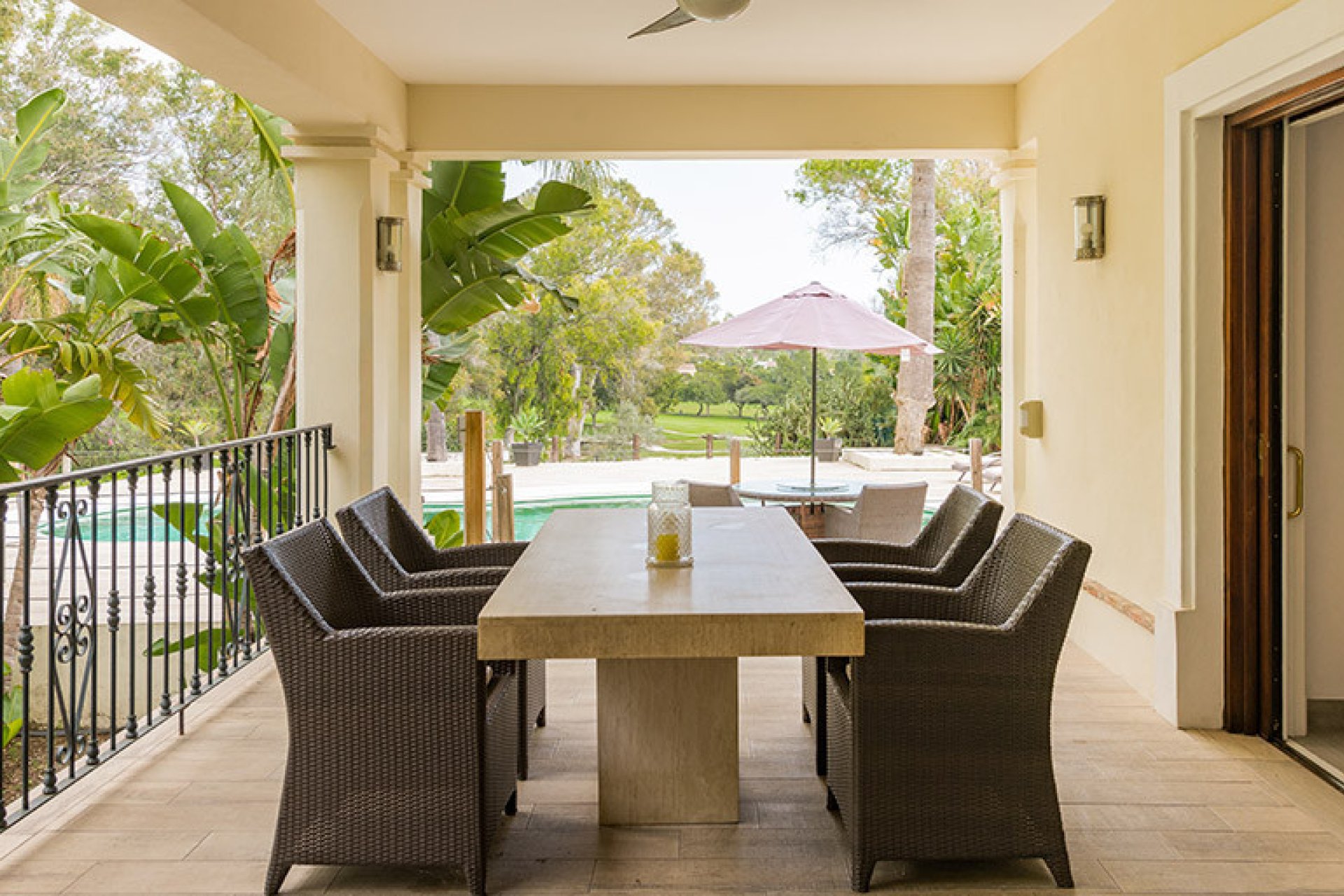 Resale - House - Detached Villa - Marbella - Nueva Andalucia