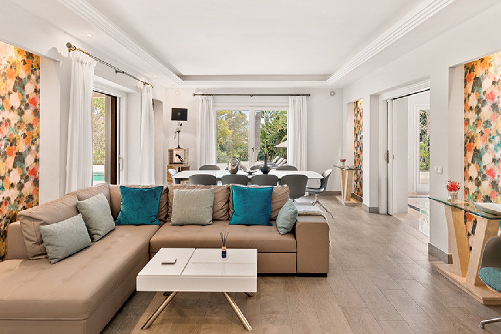 Resale - House - Detached Villa - Marbella - Nueva Andalucia