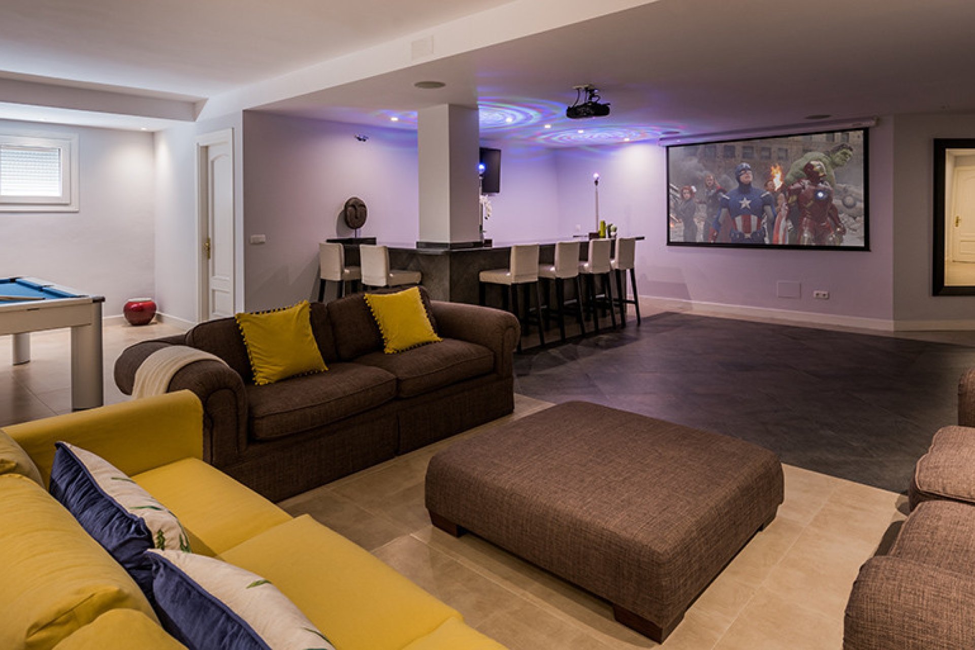 Resale - House - Detached Villa - Marbella - Nueva Andalucia