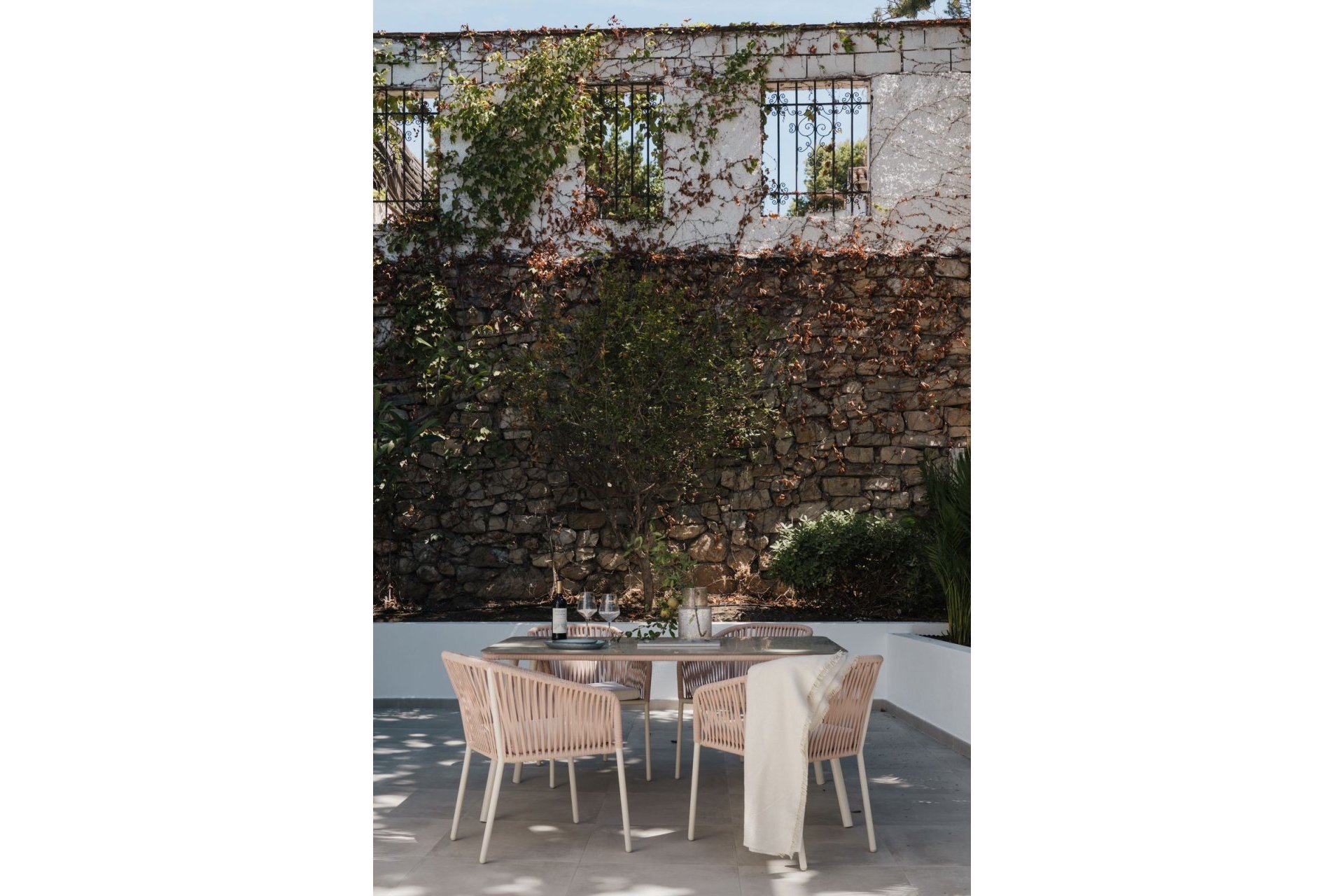 Resale - House - Detached Villa - Marbella - Nueva Andalucia