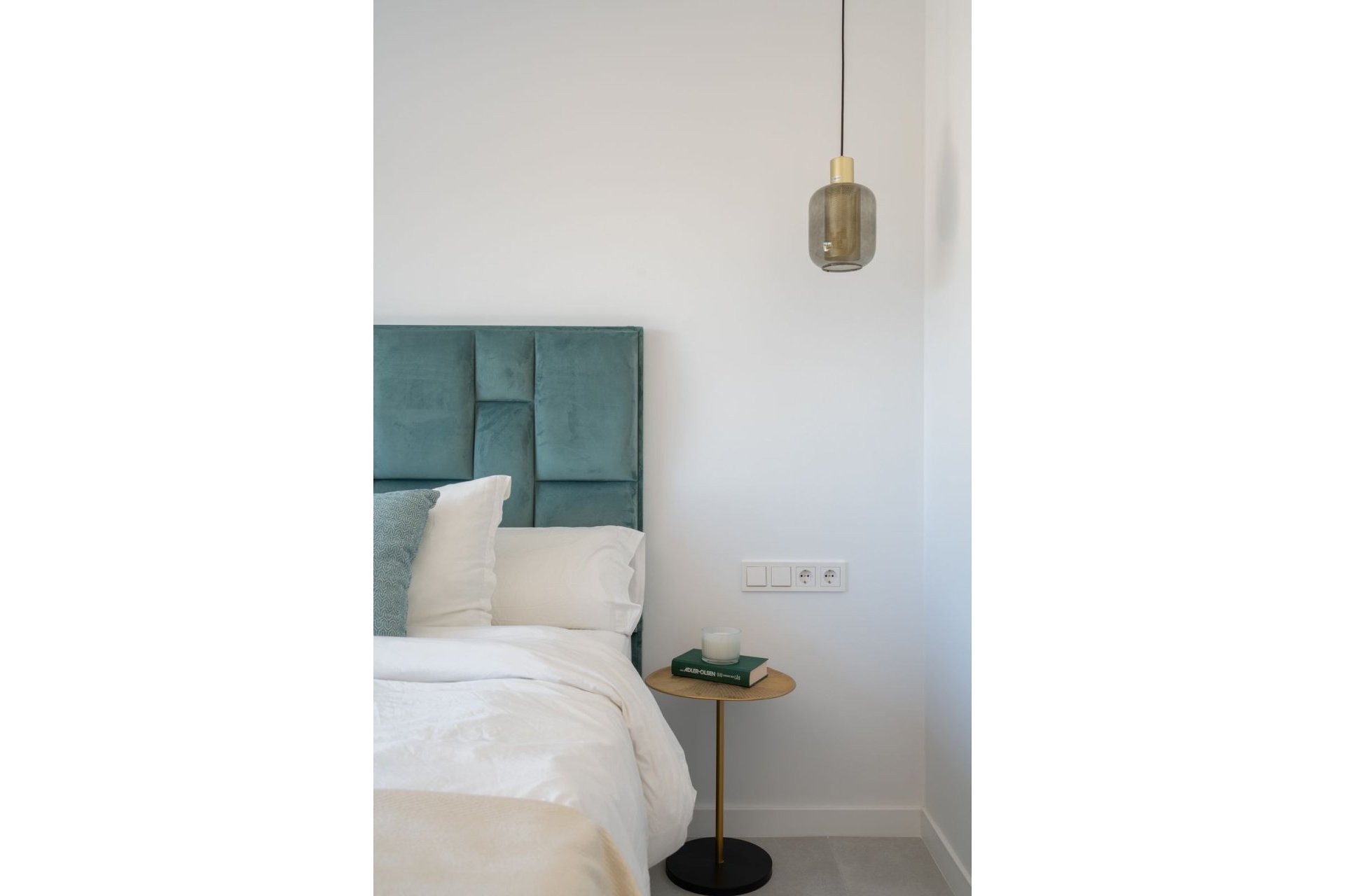 Resale - House - Detached Villa - Marbella - Nueva Andalucia