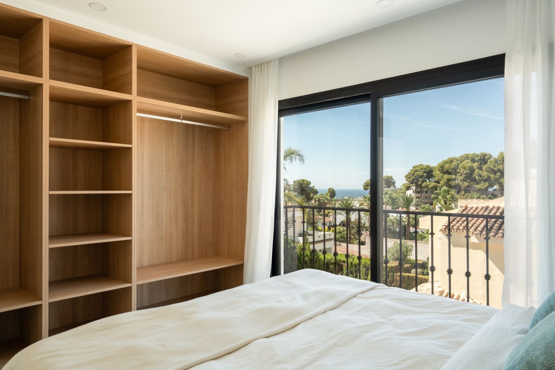 Resale - House - Detached Villa - Marbella - Nueva Andalucia