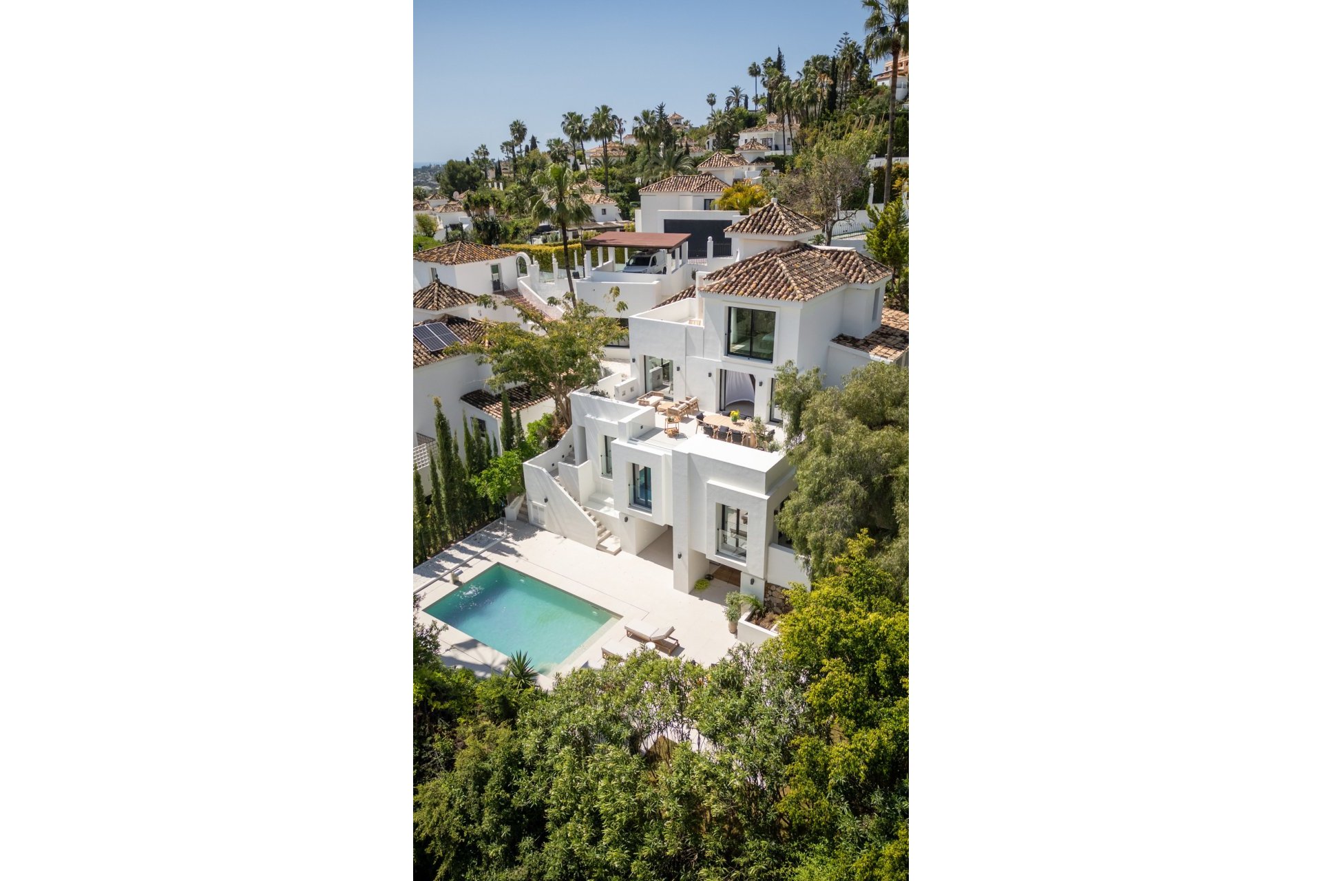 Resale - House - Detached Villa - Marbella - Nueva Andalucia