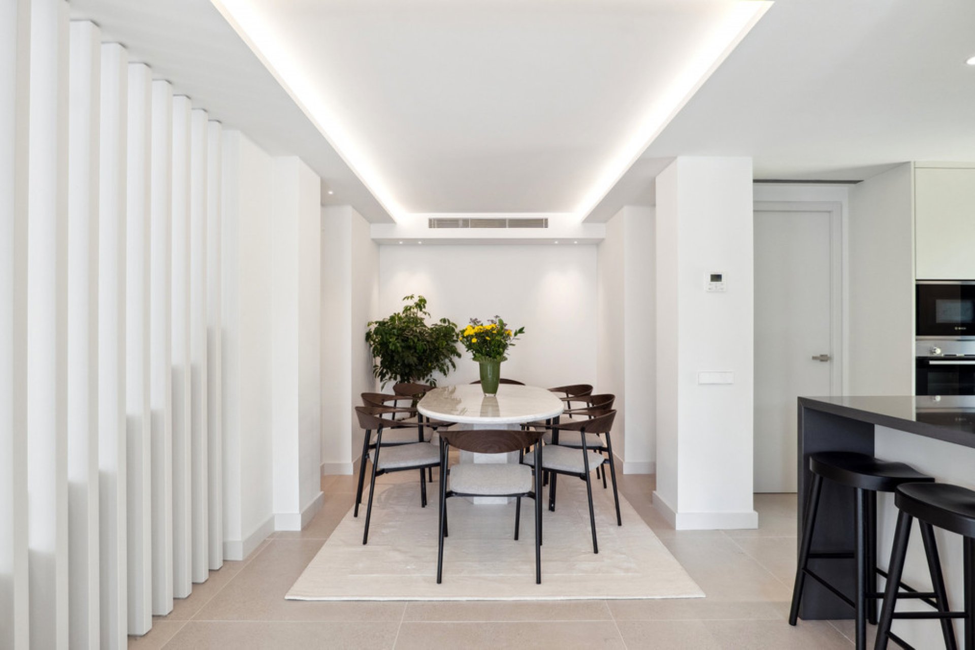 Resale - House - Detached Villa - Marbella - Nueva Andalucia