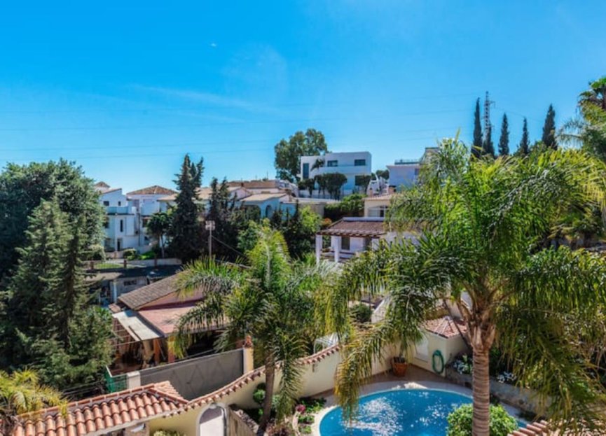 Resale - House - Detached Villa - Marbella - Nueva Andalucia