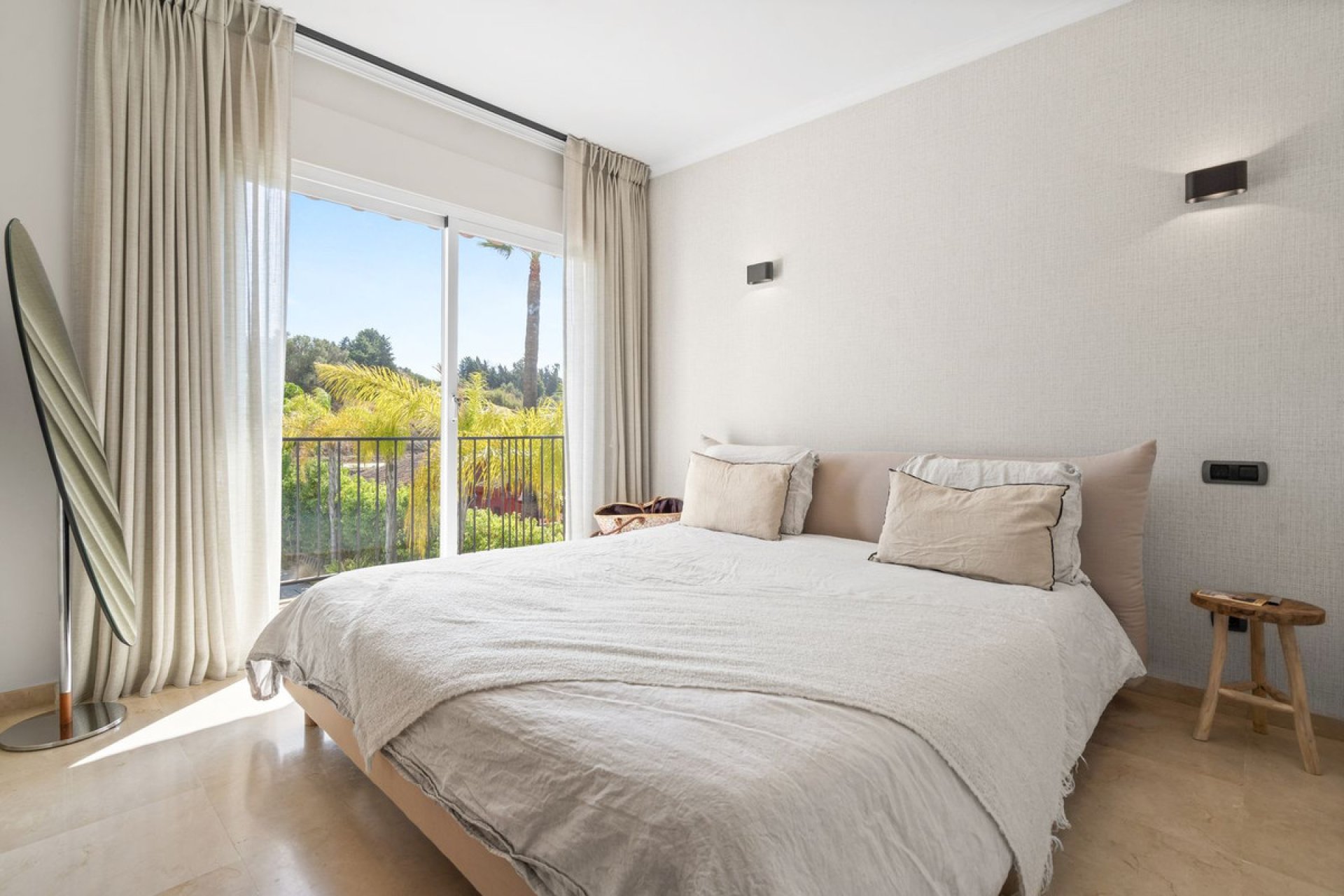 Resale - House - Detached Villa - Marbella - Nueva Andalucia