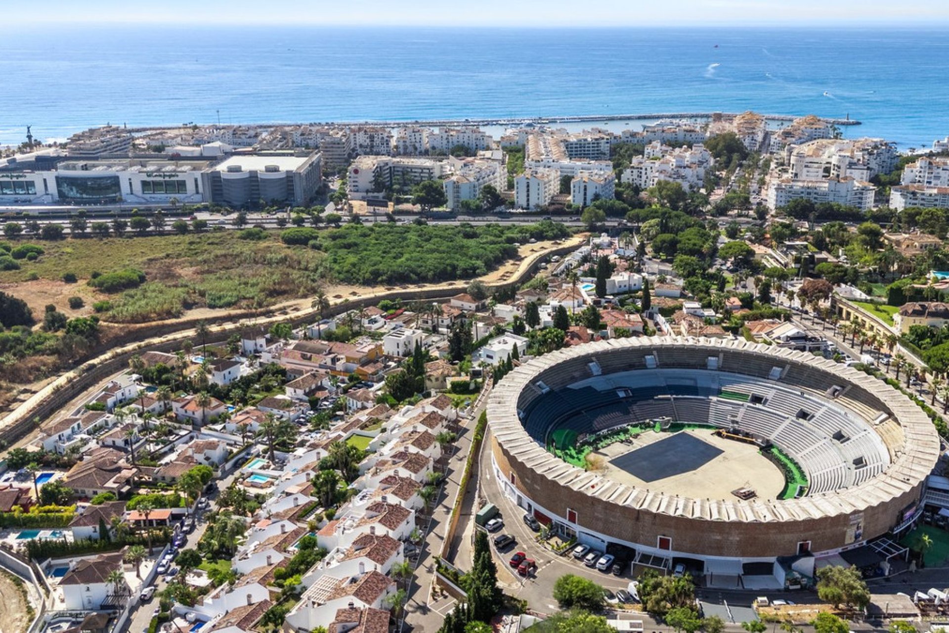 Resale - House - Detached Villa - Marbella - Nueva Andalucia