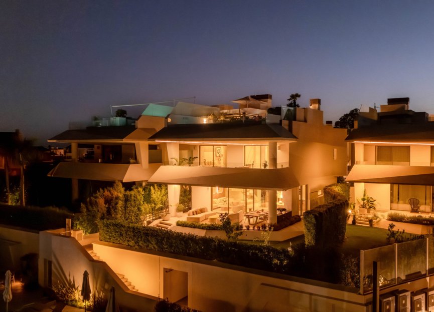 Resale - House - Detached Villa - Marbella - Nueva Andalucia