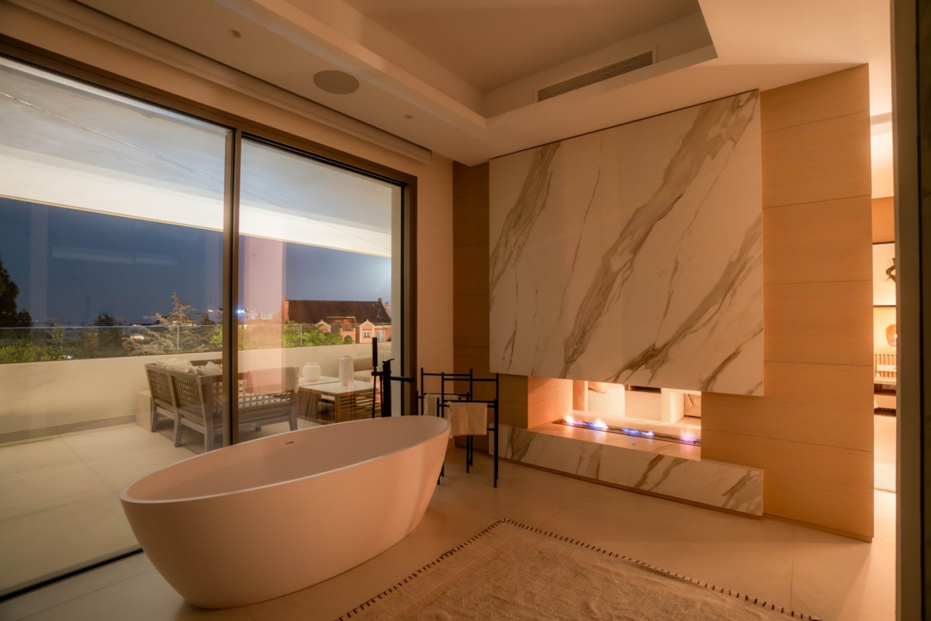 Resale - House - Detached Villa - Marbella - Nueva Andalucia