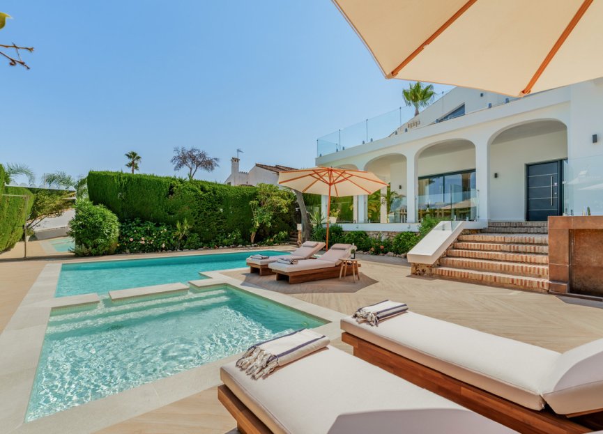 Resale - House - Detached Villa - Marbella - Nueva Andalucia