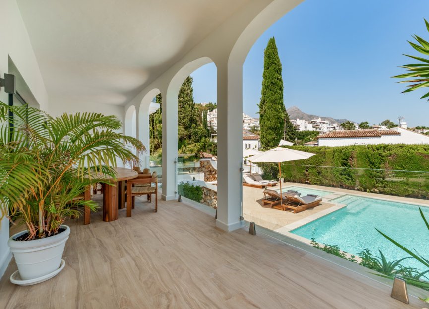 Resale - House - Detached Villa - Marbella - Nueva Andalucia