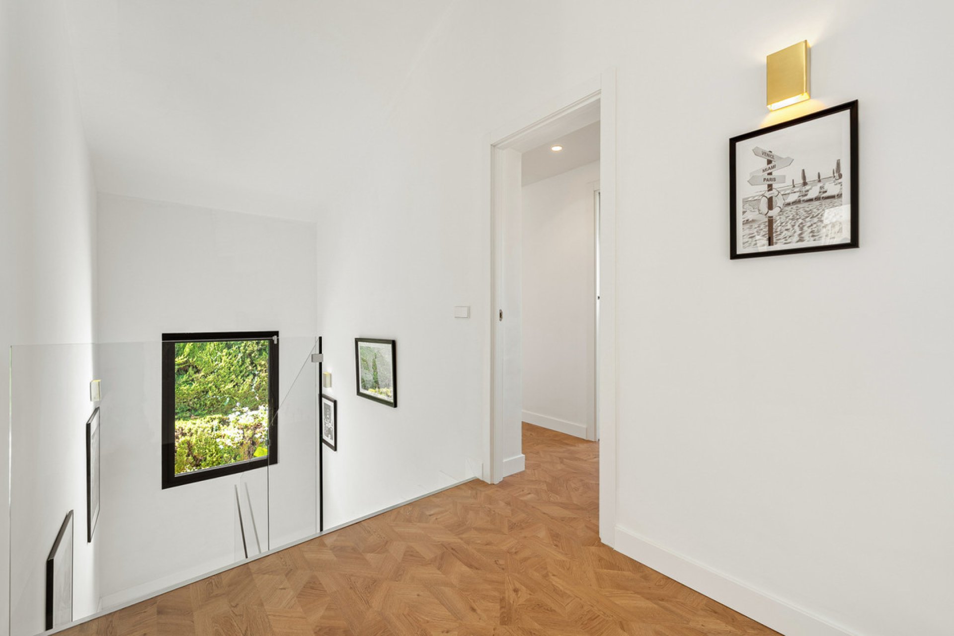 Resale - House - Detached Villa - Marbella - Nueva Andalucia