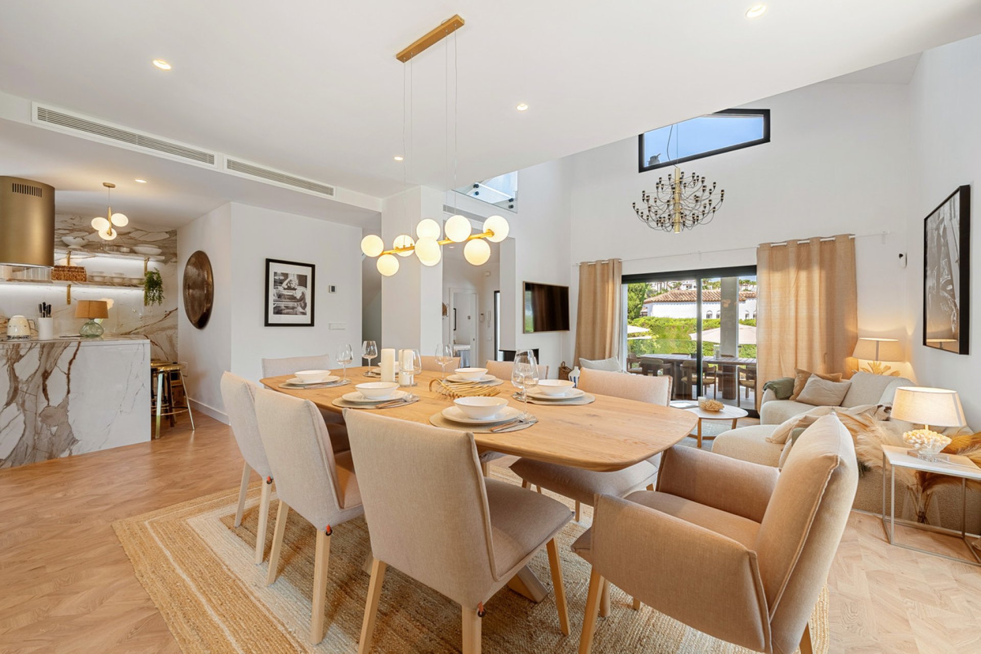 Resale - House - Detached Villa - Marbella - Nueva Andalucia