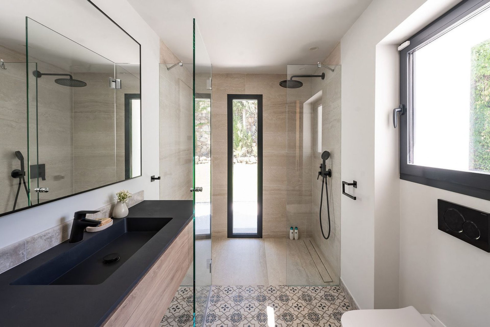 Resale - House - Detached Villa - Marbella - Nueva Andalucia