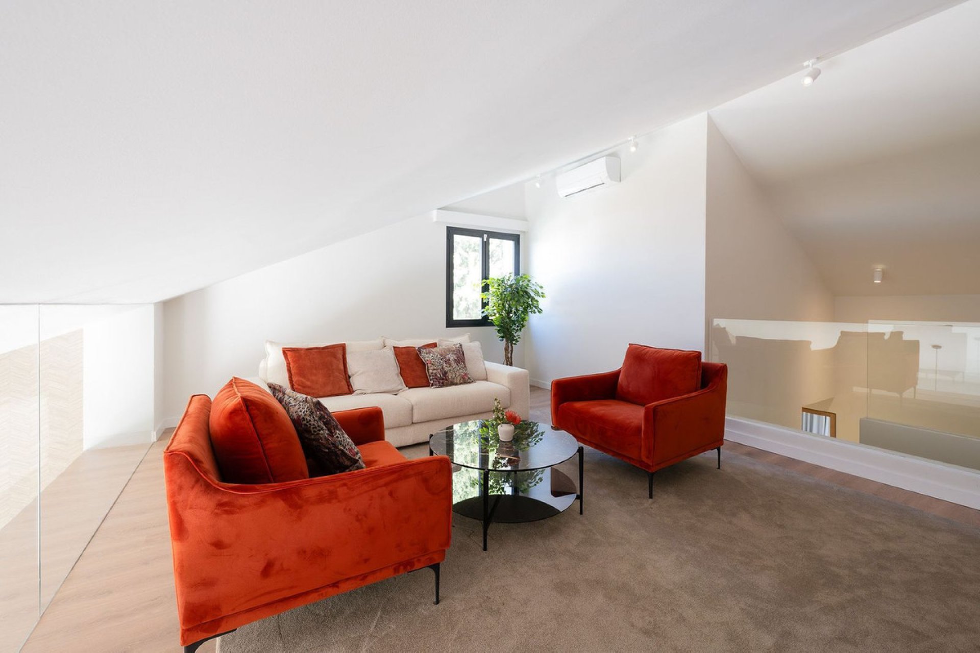 Resale - House - Detached Villa - Marbella - Nueva Andalucia