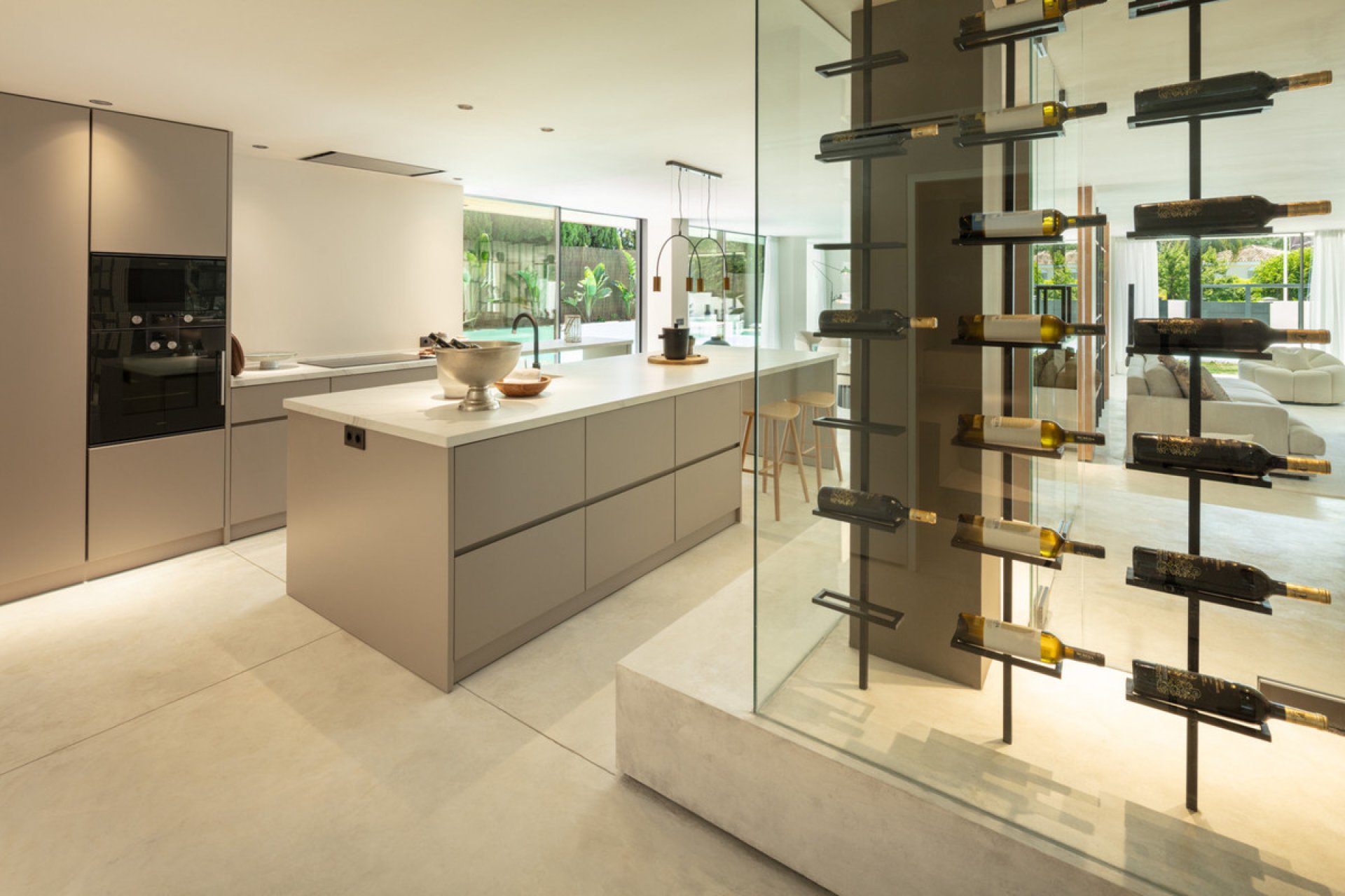 Resale - House - Detached Villa - Marbella - Nueva Andalucia