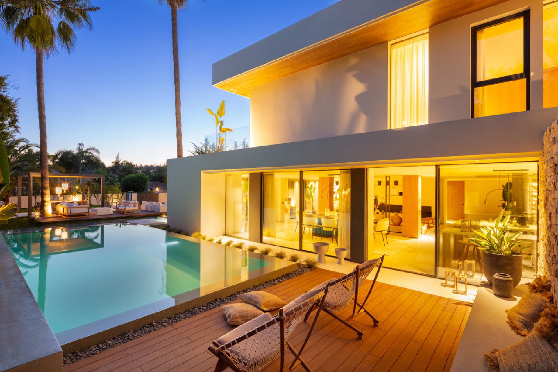 Resale - House - Detached Villa - Marbella - Nueva Andalucia