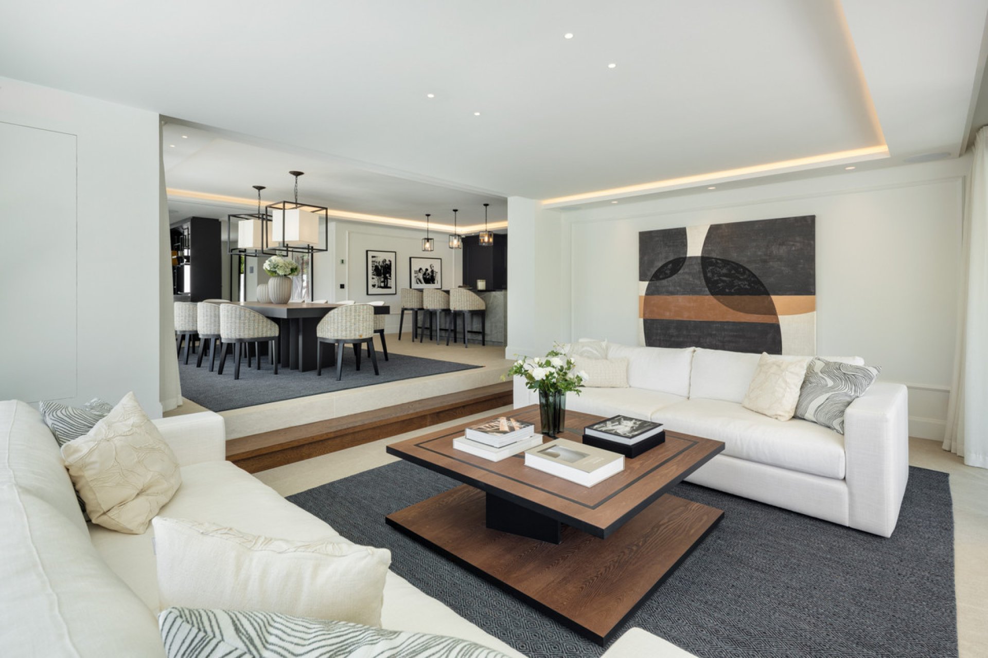 Resale - House - Detached Villa - Marbella - Nueva Andalucia