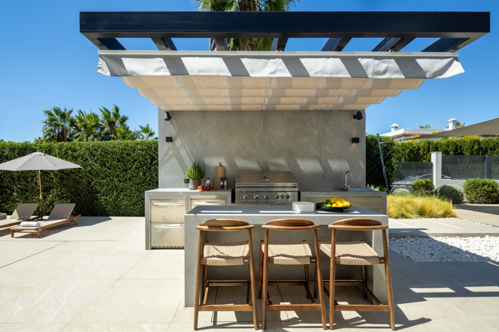 Resale - House - Detached Villa - Marbella - Nueva Andalucia