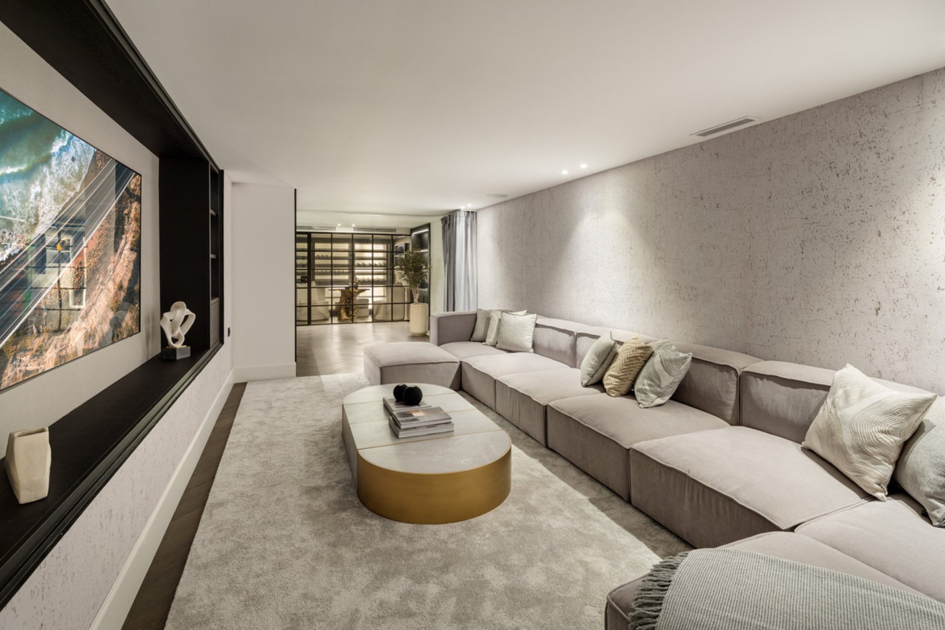 Resale - House - Detached Villa - Marbella - Nueva Andalucia