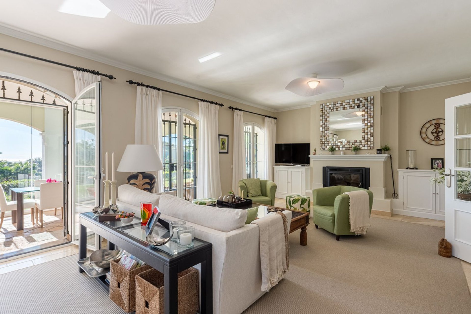 Resale - House - Detached Villa - Marbella - Nueva Andalucia