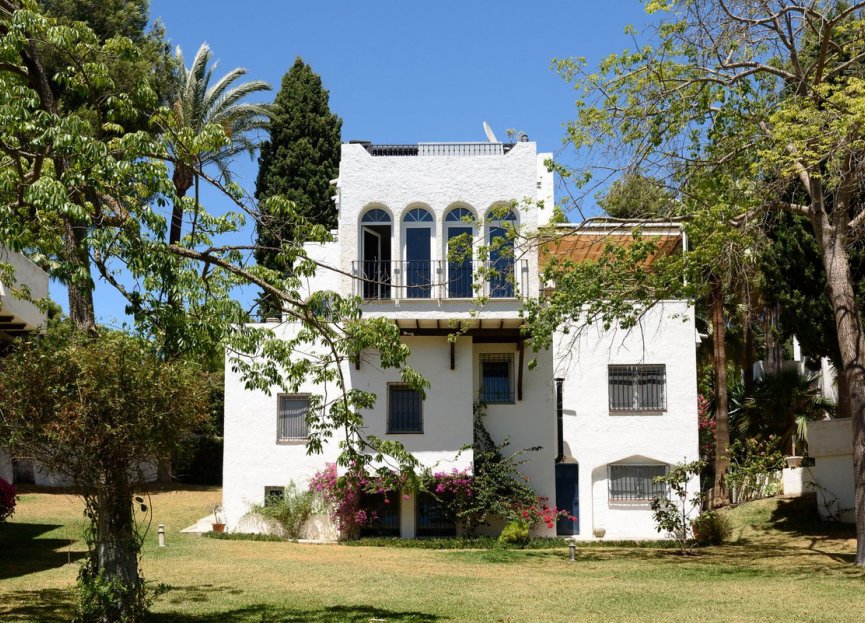 Resale - House - Detached Villa - Marbella - Nueva Andalucia